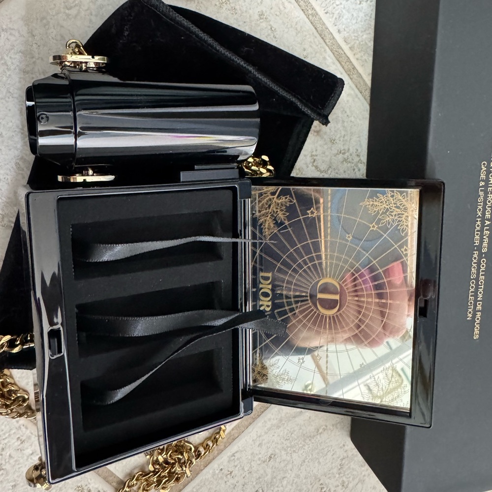 Dior Black and Gold Minaudière - Picture 4 of 10
